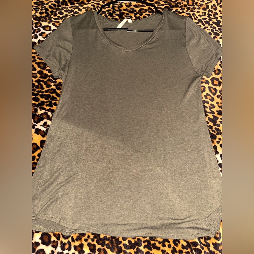 Forest green really soft T-shirt